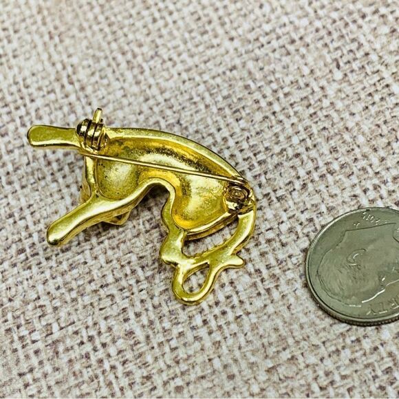 Gold Cat with Crystal Eyes Brooch - Picture 3 of 3